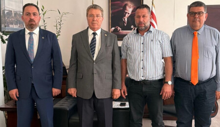 Ünal Üstel, TÜK zahire alım fiyatlarını açıkladı: Yemlik arpanın kilosu 15 TL