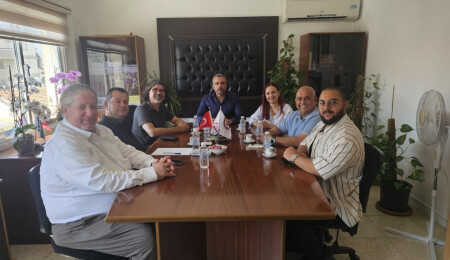 Bağımsızlık Yolu, Hür-İş'i ziyaret etti: Asgari ücret gündemde