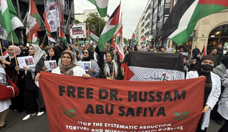 Berlin'de Filistin'e destek gösterisi düzenlendi