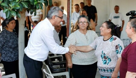 Tufan Erhürman, Beyarmudu ve köylerde yurttaşlarla bir araya geldi: Köy ziyaretleri devam edecek
