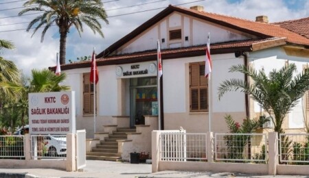 Sağlık Bakanlığı: Cezaevinde menenjit vakası iddiası gerçeği yansıtmıyor