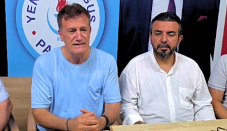 Erhan Arıklı: Beni eleştirenlerin çoğu meyhanede kafa çekerken beni eleştiriyorlar