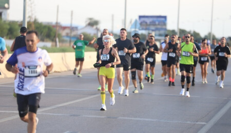 İskele Yarı Maratonu’nda spor ve dayanışma buluştu