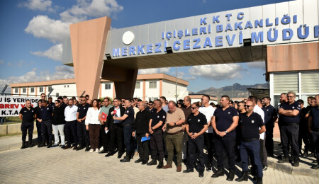 Sendikalar Merkezi Cezaevi'nde tam gün grevde: Acil durum harici giriş-çıkış yok