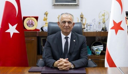 Nazım Çavuşoğlu: Cumhuriyet değerlerini gelecek nesillere aktarmak en büyük sorumluluğumuz
