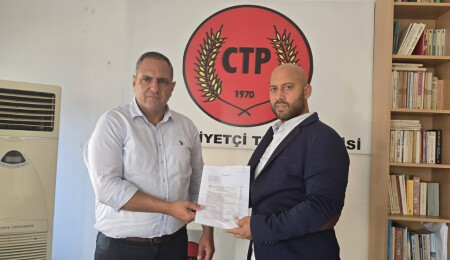 CTP'de Güzelyurt Belediye Başkan adaylığı için ilk başvuru Arkın Engüney'den