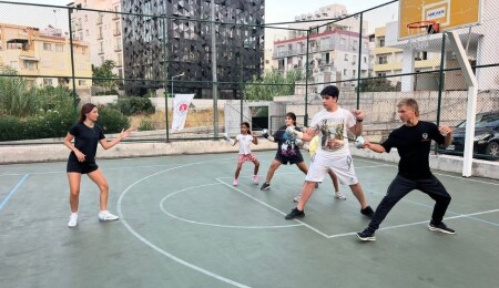 Girne Belediyesi'nde 2025 Yaz Sezonu kapsamında çocuklara yönelik eskrim kursları başladı