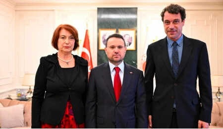Türkiye Adalet Bakanı Akın Gürlek, Uğur Mumcu'nun ailesiyle görüştü