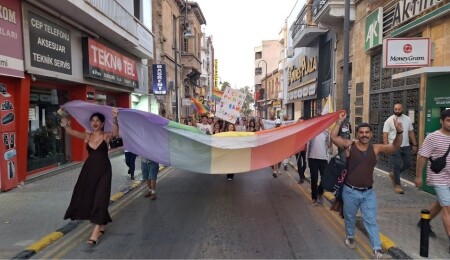 Birleşik Onur Yürüyüşü, 2 toplumlu katılımla gerçekleşti