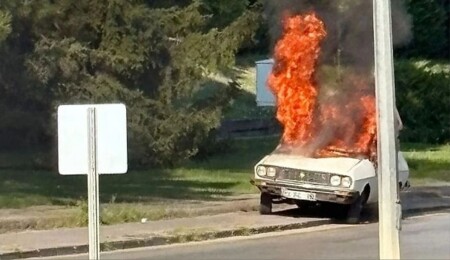 Türkiye’de Meclis’in önünde ‘Beyaz Toros’ yakıldı!