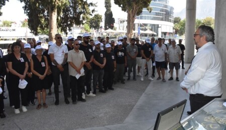 Celal Özbekoğlu için Girne Belediyesi’nde tören düzenlendi