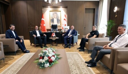 Öztürkler: Kıbrıs Türkü geçmişteki mücadelesinden aldığı ruhla geleceğe umutla bakıyor