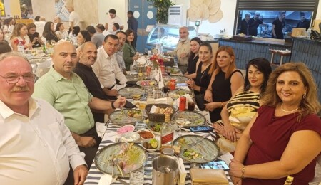 KAMUSEN, 25 yıl ve üzeri görev yapan çalışanlara plaket takdim etti