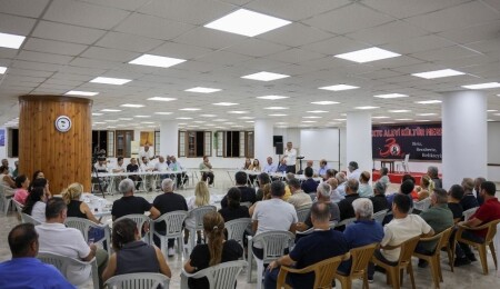 Erhürman’dan Alevi Kültür Merkezi ziyareti: 5 yıldır Cumhurbaşkanlığı makamı yokmuş gibi yaşadık