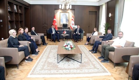 Öztürkler, Malatya Gençlik ve Eğitim Derneği'ni kabul etti: Gençlerle sağlam temeller inşa ediyoruz