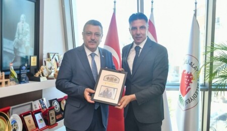 Amcaoğlu, Trabzon Belediye Başkanı Genç’i ağırladı: İş birliği fırsatları ele alındı!
