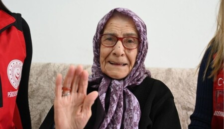 Türkiye Cumhuriyeti ile yaşıt Rana Özdeş, Atatürk’ün verdiği soyadı 79 yıldır gururla taşıyor