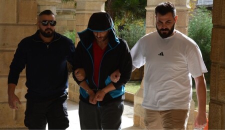 İkametgahında 2 gram uyuşturucu taşımakla itham edilen zanlı 3 gün tutuklu