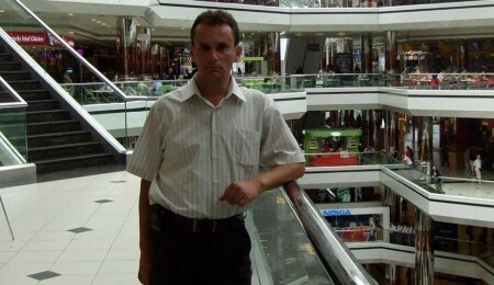 Hüseyin Özuslu hayatını kaybetti, ölüm sebebi "kalp krizi, solunum ve dolaşım yetmezliği"