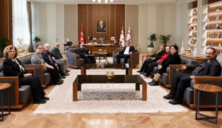 Cumhurbaşkanı Erhürman, 3 Aralık kapsamında Engelliler Federasyonu yetkililerini kabul etti