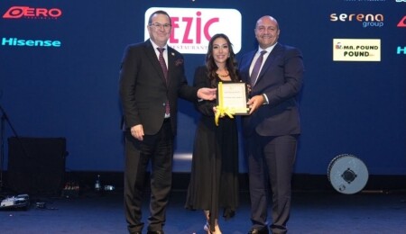 Restoran sektöründe kurumlar vergisini en fazla beyan eden Eziç'e “Vergi Onur Ödülü”