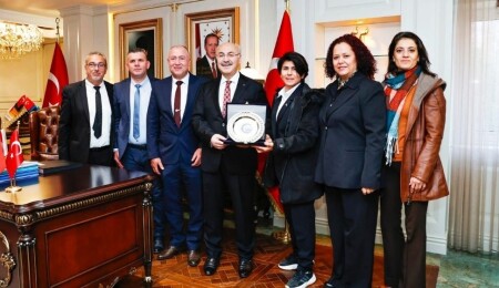 Adanalılar Dayanışma, Aktivite ve Kültür Derneği heyeti Adana’da temaslarda bulundu