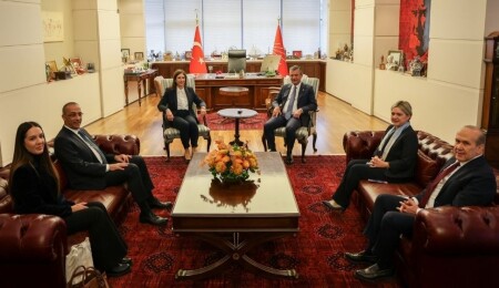 CTP ve CHP görüşmesi: Kıbrıs’ta kapsamlı bir çözüm, tüm bölgenin barış ve istikrarı için zorunlu