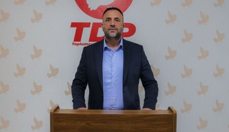 Çeler'den erken seçim çağrısı: Şaibeli bir vekilin AP'de temsili, en hafif tabiriyle skandaldır!