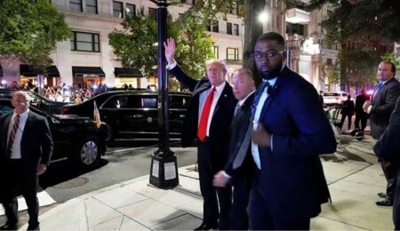 Trump'a restoranda Gazze protestosu: "Trump, bugünün Hitleri!"