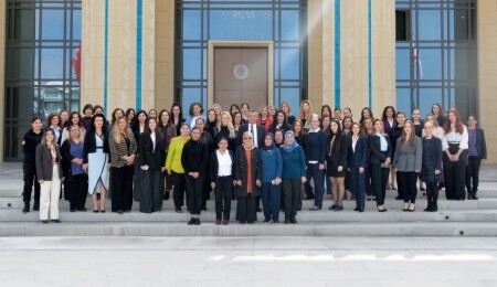 Cumhurbaşkanı Erhürman'ın 8 Mart mesajı: Savaşın ve krizlerin en ağır bedelini kadınlar ödüyor