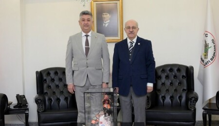 Rauf Denktaş Üniversitesi Rektörü Prof. Dr. Mehmet Karaca’dan anlamlı ziyaret