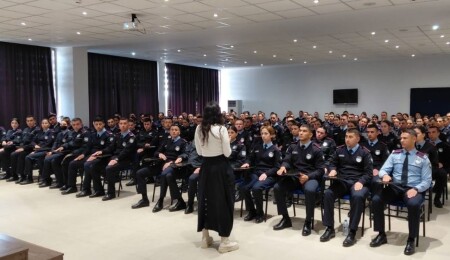 Polis Okulu öğrencileri, Dünya İlik Bankası donörü olmak için örnek verdi