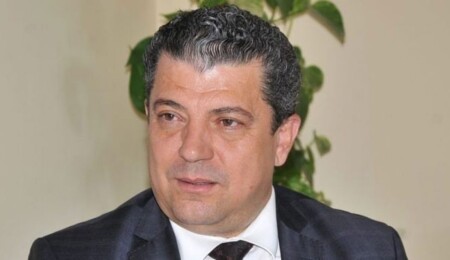 Kemal Dürüst'ün sahte diploma davasının itham ve ilk tahkikat duruşması 5 Mayıs'a ertelendi