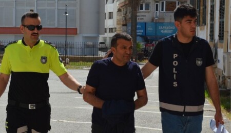 211 adet telefonu gümrüksüz bir şekilde ithal etmekle suçlan zanlı 100 bin TL teminatla serbest
