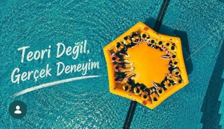 DAÜ Sivil Havacılık Kabin Hizmetleri programından Kuzey Kıbrıs'ta bir ilk: Acil durum prosedürleri deneyimlendi