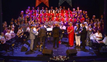 DAB Altın Kalpler Korosu, Bursa Korolar Festivali'nde sahne aldı