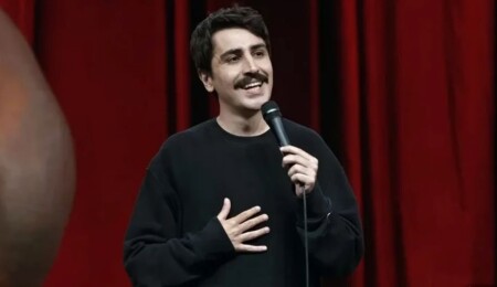 Komedyen Deniz Göktaş hakkında “dini değerleri aşağılama” gerekçesiyle soruşturma başlatıldı