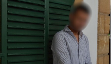 Ercan'da içerisinde uyuşturucu olduğuna inanılan 5 hap barındırmakla itham edilen zanlı 5 gün tutuklu