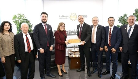 Gaziantep Büyükşehir Belediyesi heyeti LTB’yi ziyaret etti: İş birliği fırsatları ele alındı