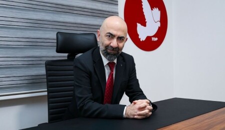 Kemal Baykallı: Diplomatik alanı Kıbrıs Rum tarafına teslim edenler bu toplumdan özür dilemeli