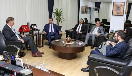 Ertuğruloğlu, Alman Milletvekili Krah’ı kabul etti: İki devletli çözüm vizyonu aktarıldı