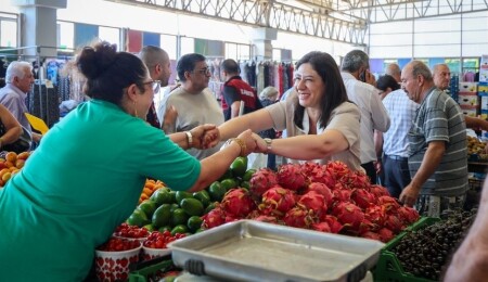 CTP, Mağusa Pazarı’nda esnaf ve yurttaşlarla buluştu: Sorunlar dinlendi, çözüm vizyonu paylaşıldı
