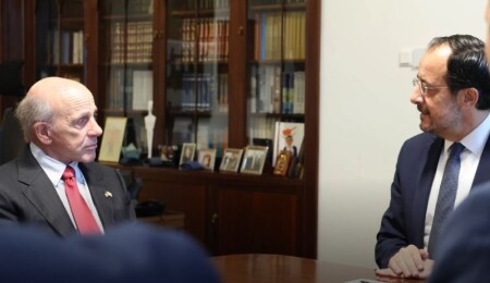 ABD’nin yeni Kıbrıs Büyükelçisi Breslow, Hristodulidis’le ilk görüşmesinde Baf Üssü’nü ziyaret talebini iletti