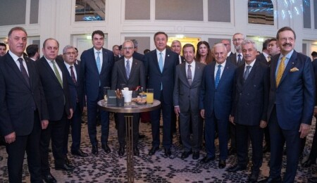 Ertuğruloğlu, TDT Genel Sekreteri Ömüraliyev’e KKTC’ye verdiği destek için teşekkür etti