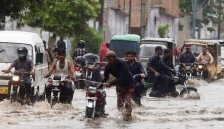 Pakistan'daki sellerin ülkeye maliyeti 10-12,5 milyar dolar