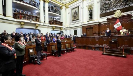 Peru'daki siyasi krizin ardından ülkenin istikrarı belirsizliğini koruyor