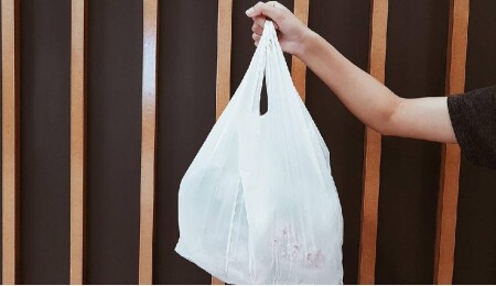 İran savaşı Japonya'da plastik poşet krizi başlattı