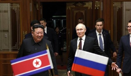 Rusya Devlet Başkanı Putin ile Kuzey Kore lideri Kim, Pyongyang'da görüştü