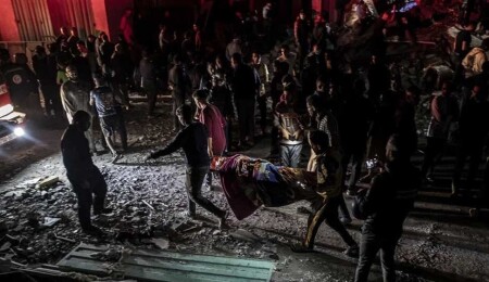 İsrail, Gazze'de yemek dağıtan uluslararası yardım kuruluşunu hedefe aldı: 4 çalışan yaşamını yitirdi