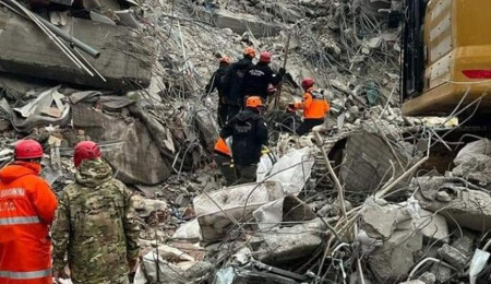 Serap İş: Benim oğlumu deprem öldürmedi, vicdansızlıklarla yapılan İsias öldürdü